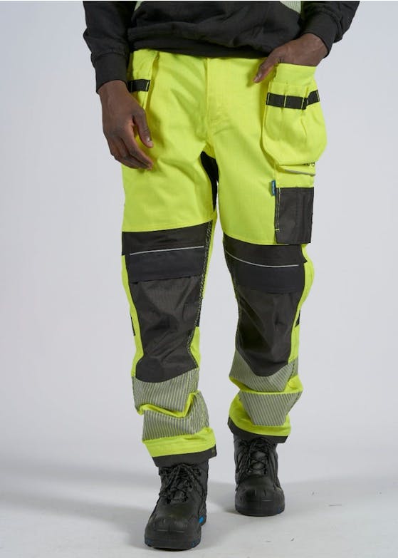 Portwest\u0020FR407\u0020\u002D\u0020PW3\u0020Vlamvertragende\u0020Hi\u002DVis\u0020Stretchbroek Portwest\u0020FR407\u0020\u002D\u0020PW3\u0020Vlamvertragende\u0020Hi\u002DVis\u0020Stretchbroek